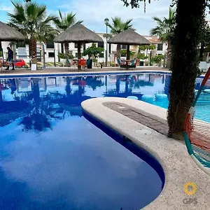 Azul Marino Hermosa Casa Familiar En Residencial Mazatlán